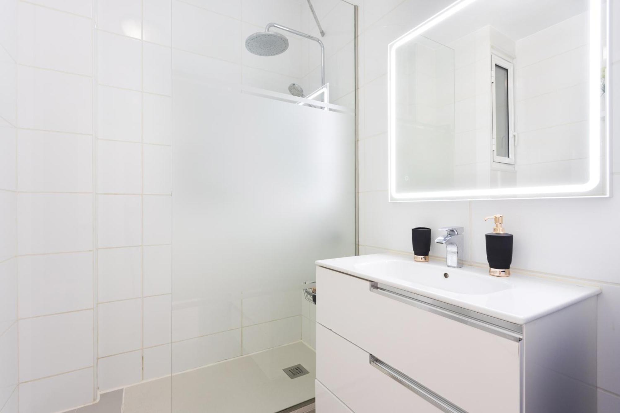 Classbnb - Seafront Apartment At Las Vistas Beach Arona  Bagian luar foto